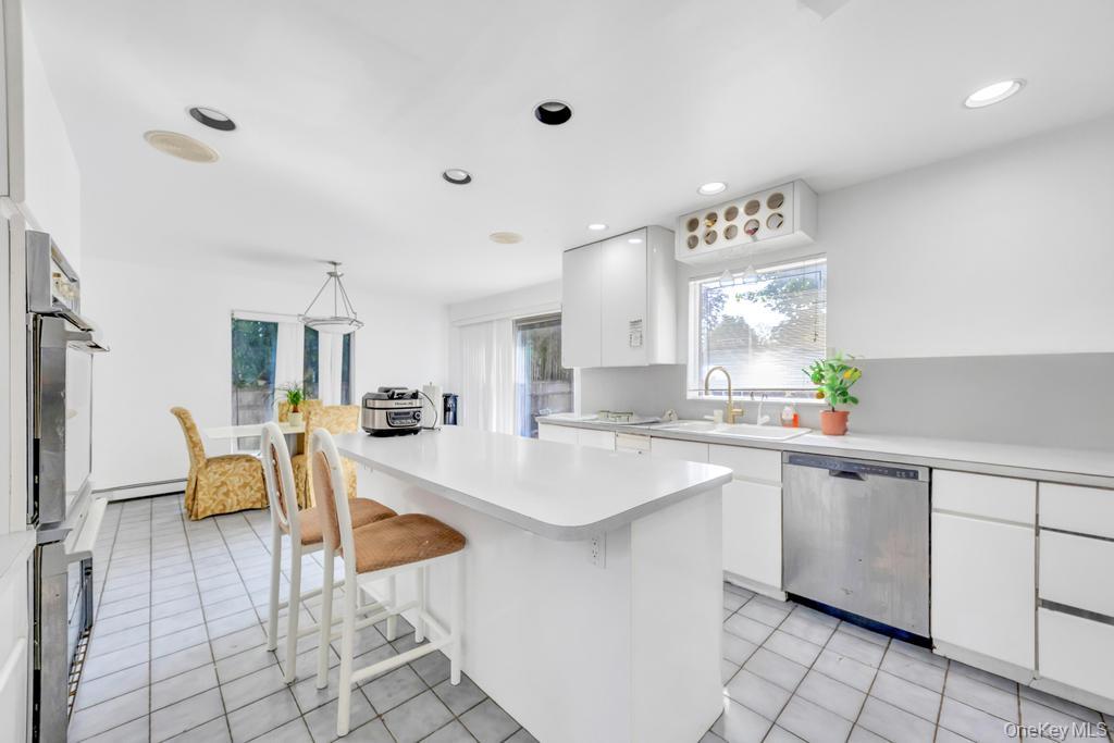 34 Gloria Place