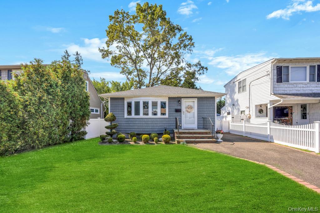 170 Lindbergh Street