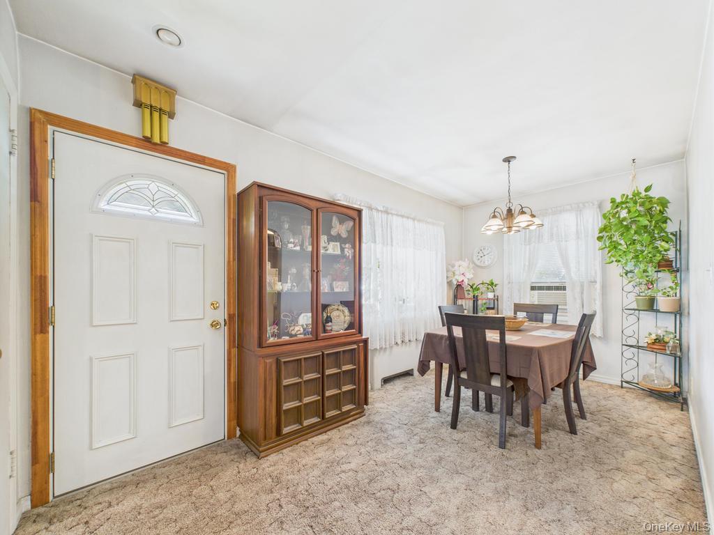 81 Cedarlawn Boulevard