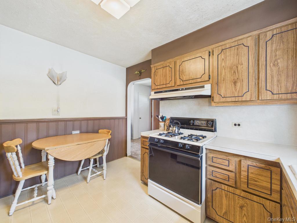 81 Cedarlawn Boulevard