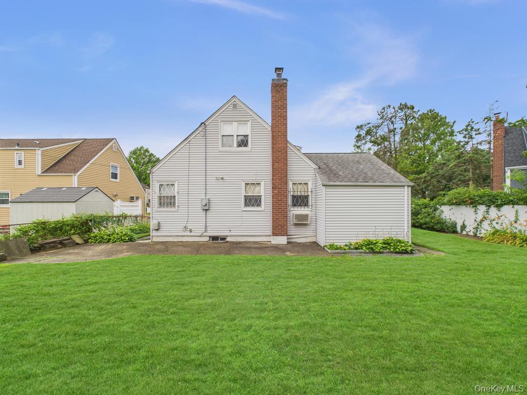 81 Cedarlawn Boulevard