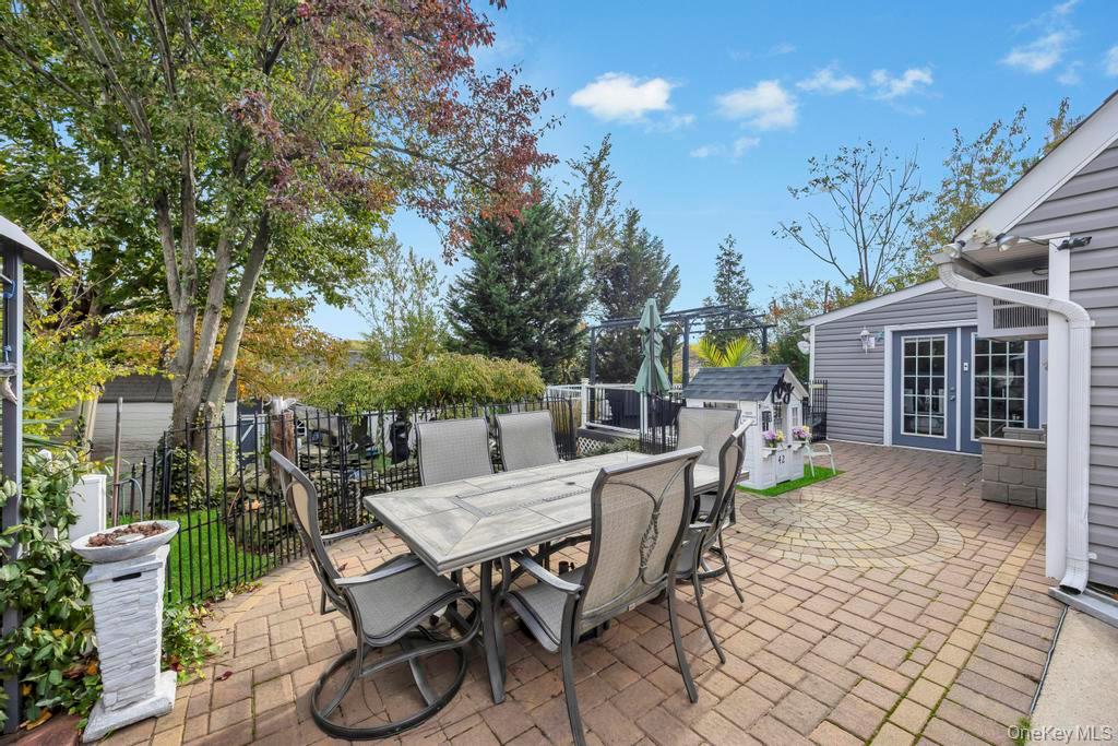 101 Constellation Road