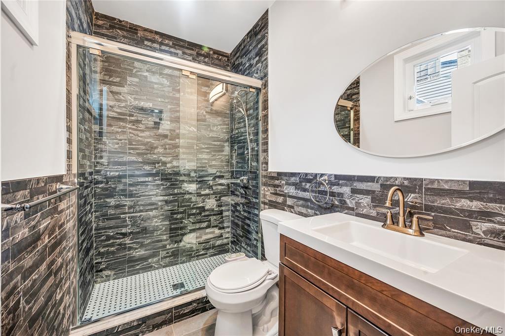 2694 A Forest Avenue