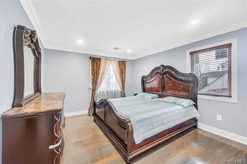 2694 A Forest Avenue