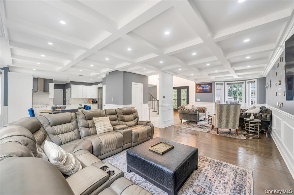 2694 A Forest Avenue