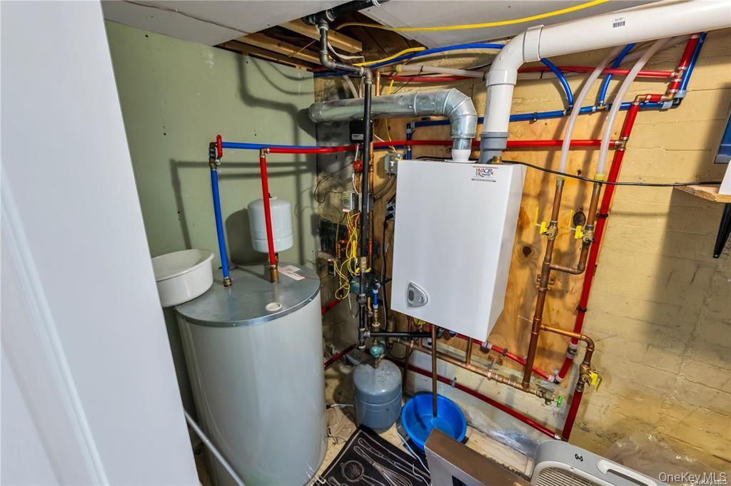 531 Old Country Road