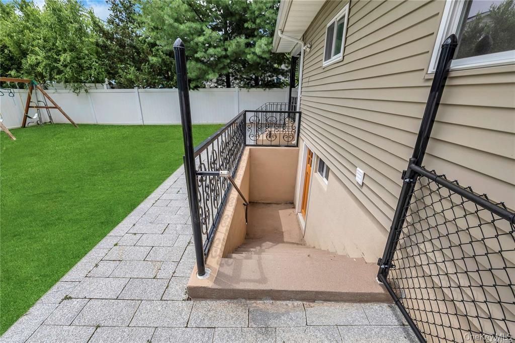 531 Old Country Road