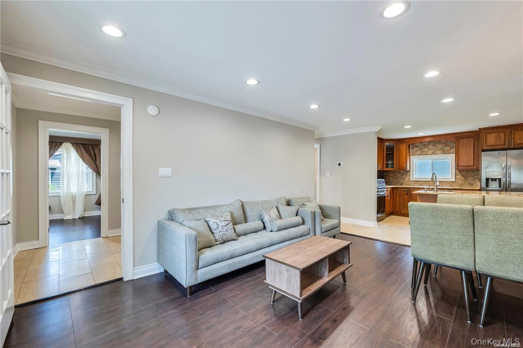 531 Old Country Road