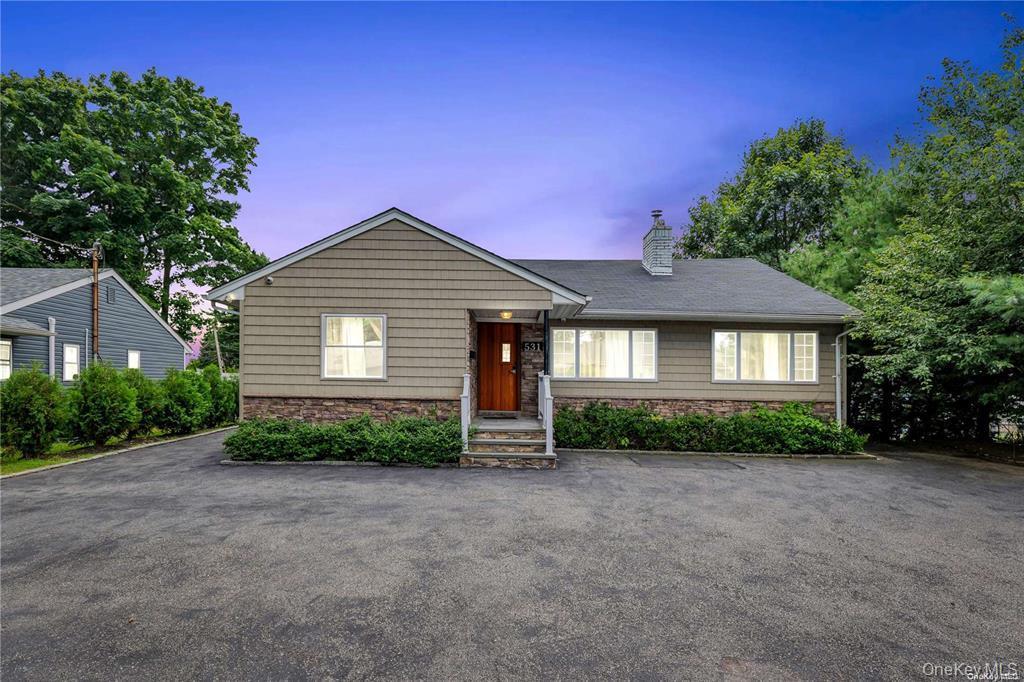 531 Old Country Road