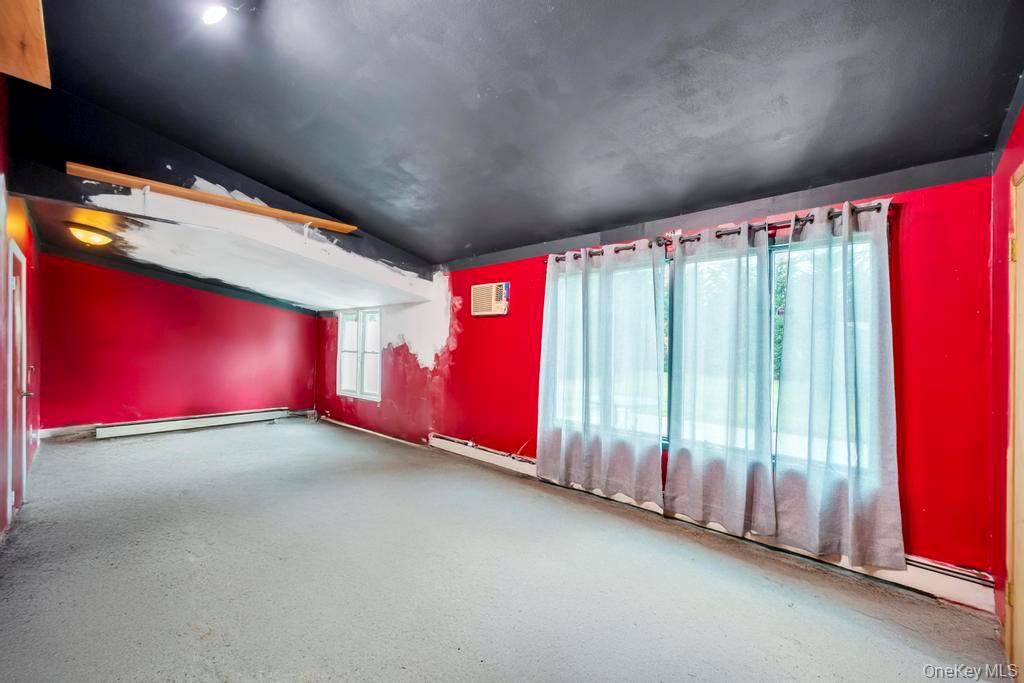 143 Blacksmith Road E