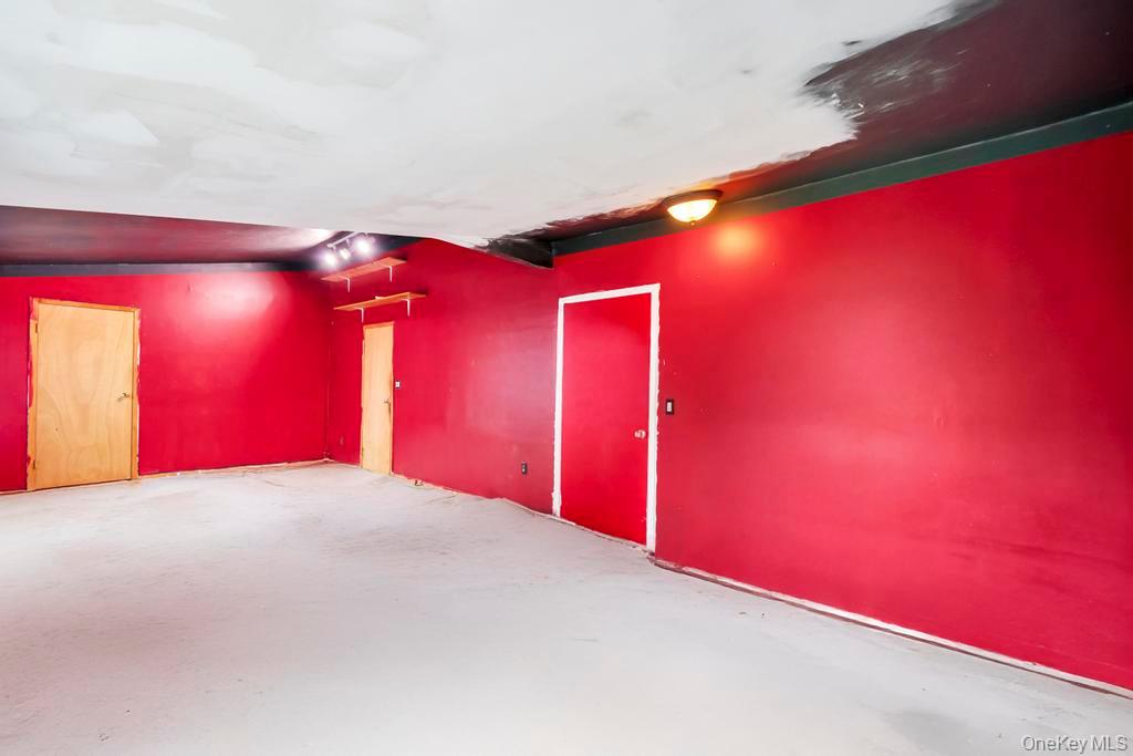 143 Blacksmith Road E