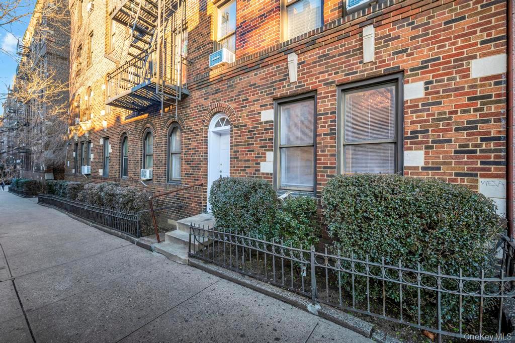 4333 46th Street Unit: A7