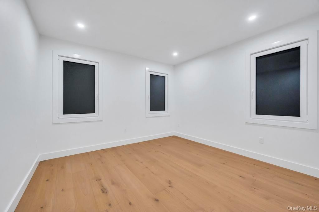 472 Farmranch Road E