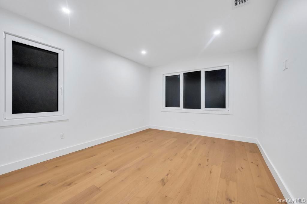 472 Farmranch Road E