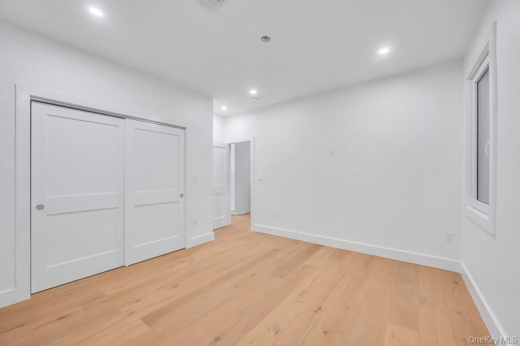 472 Farmranch Road E