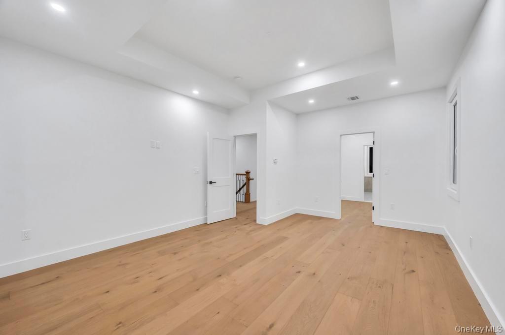 472 Farmranch Road E