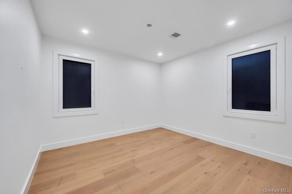 472 Farmranch Road E