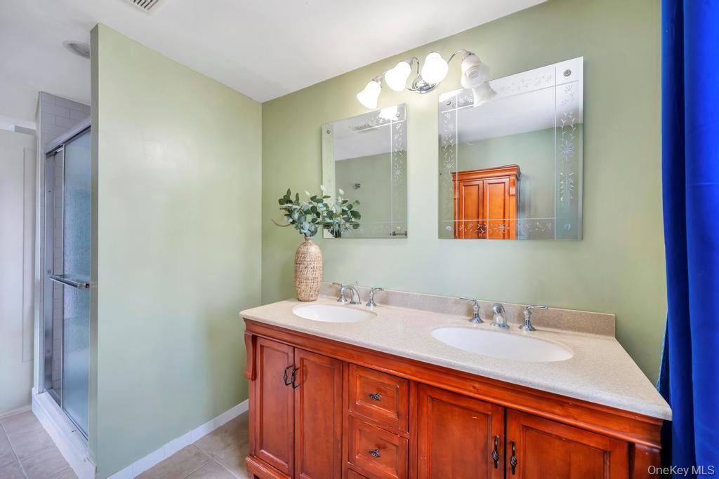46 Walter Avenue