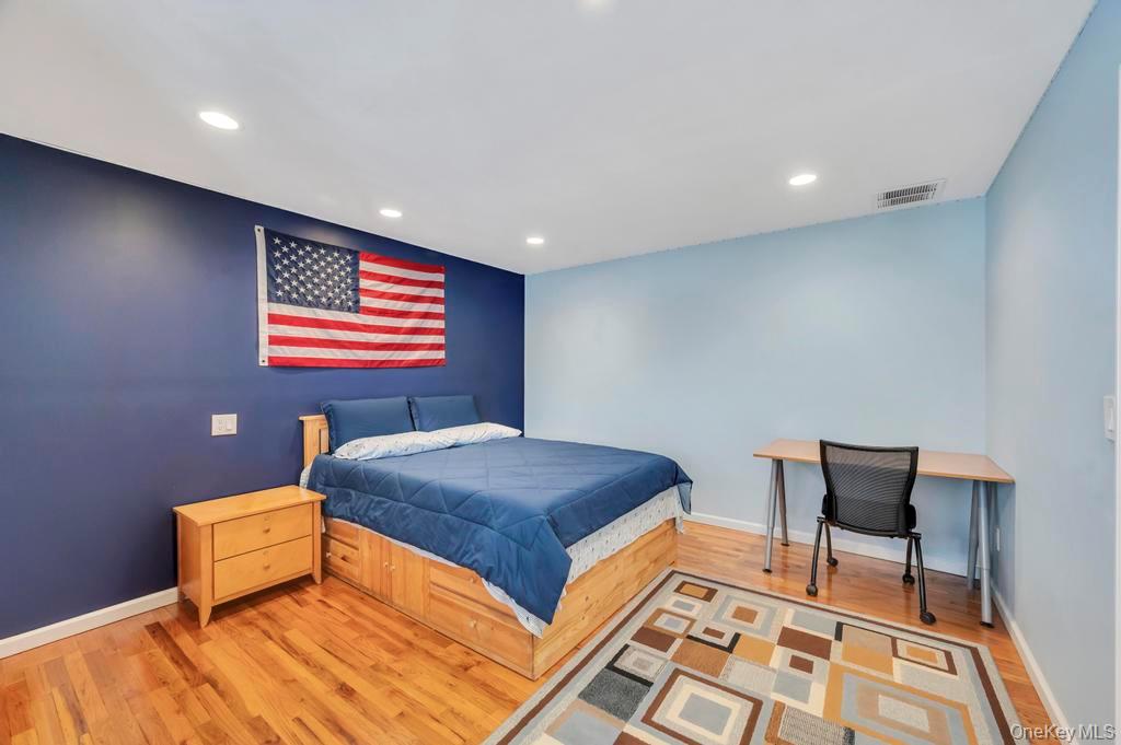 10 Hunting Hill Road