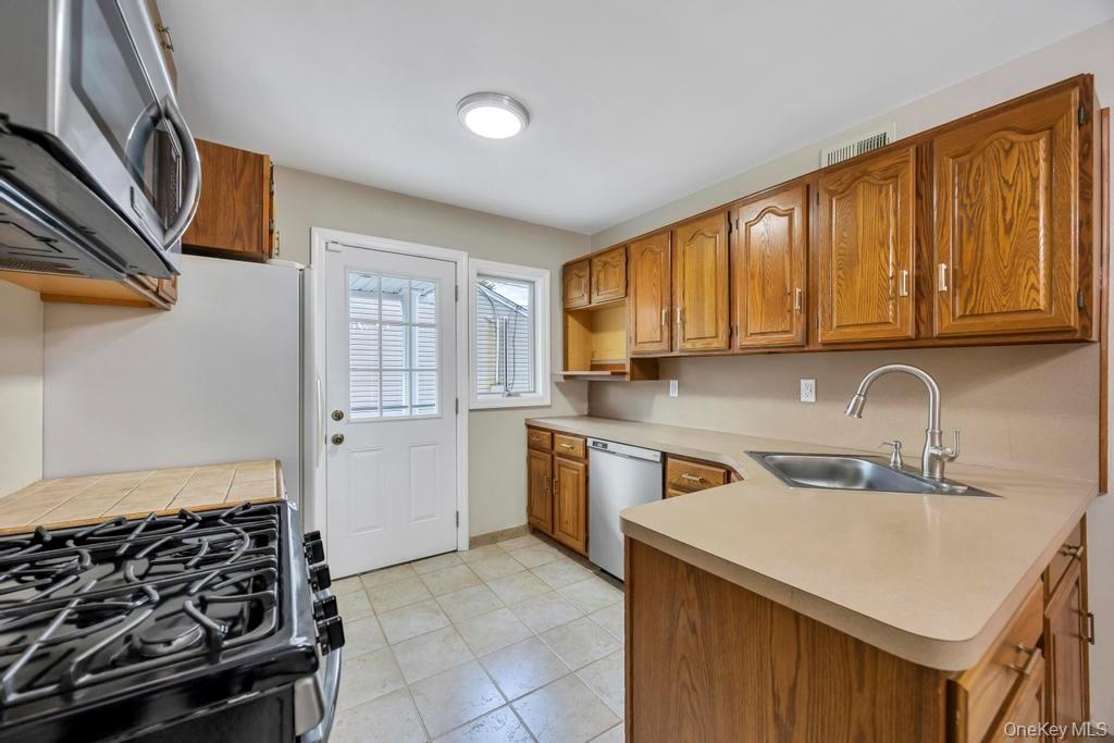 30 Andover Lane