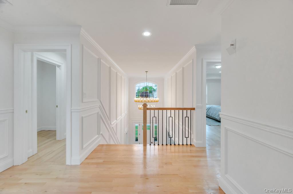 85 West Avenue