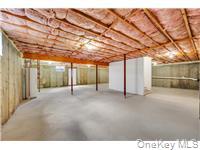 87 West Avenue