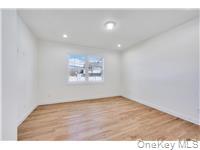 87 West Avenue