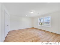 87 West Avenue
