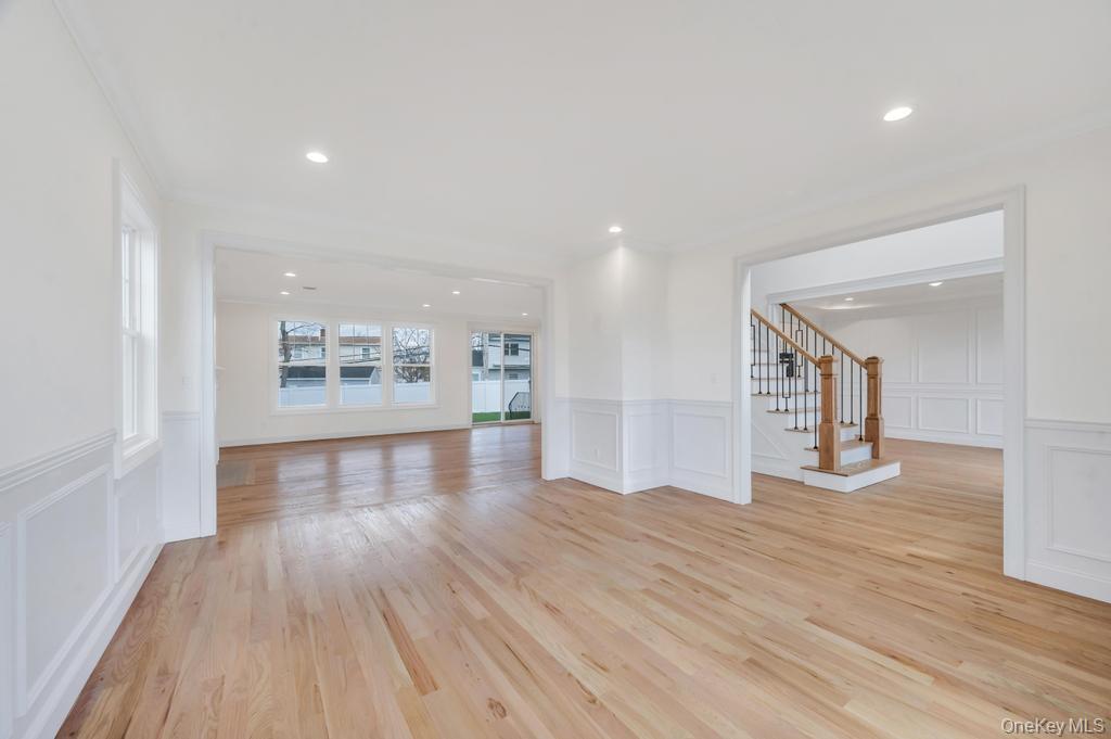 89 west Avenue