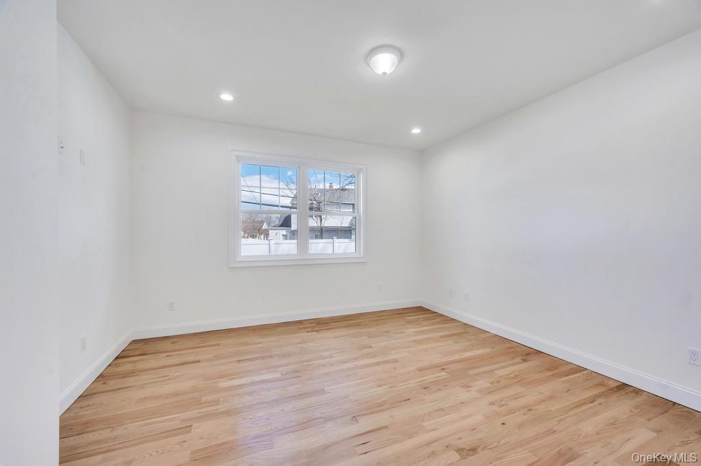 89 west Avenue
