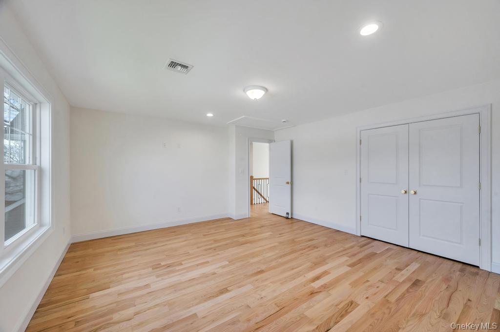 89 west Avenue