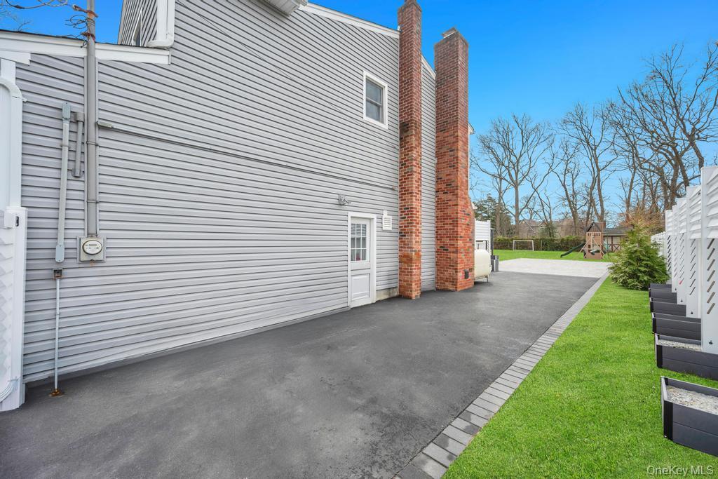 10 Winnetica Lane