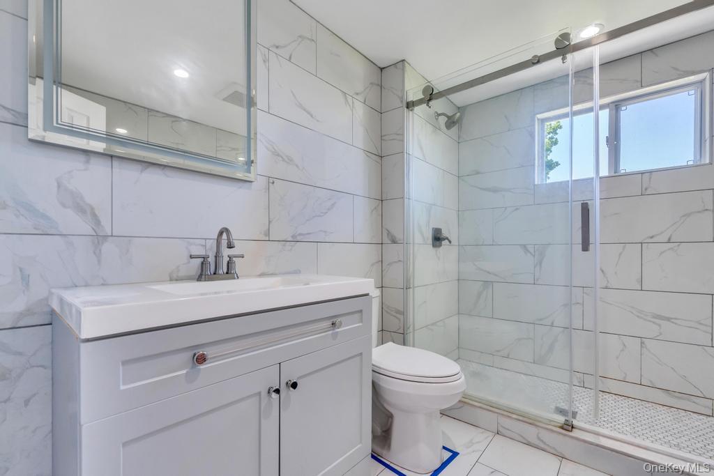 259 N Rutherford Avenue