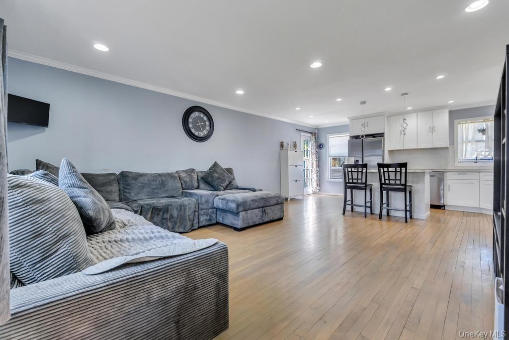 259 N Rutherford Avenue