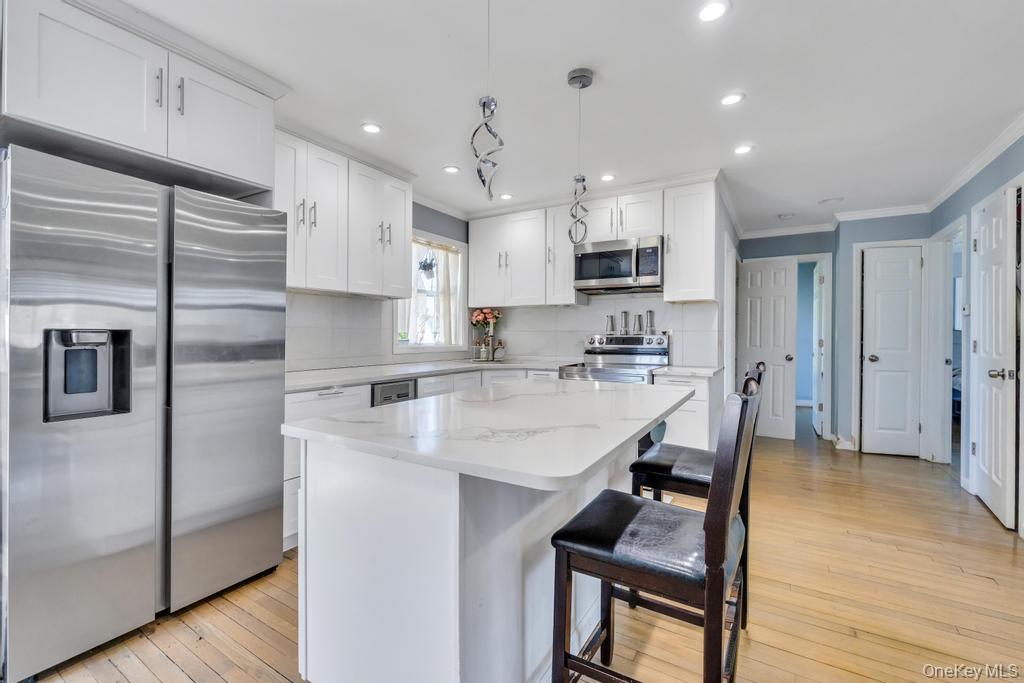 259 N Rutherford Avenue