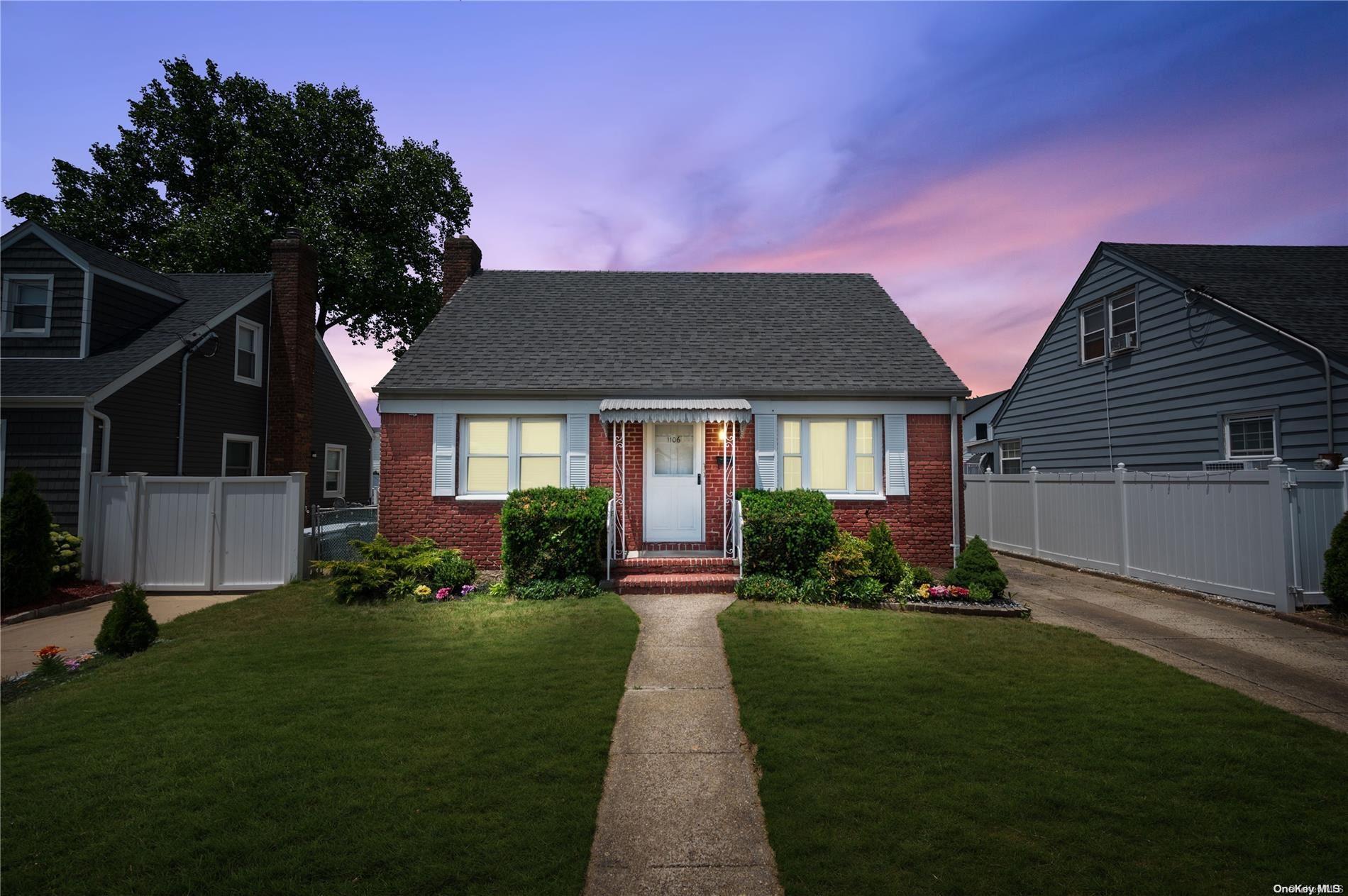 1106 Rottkamp Street