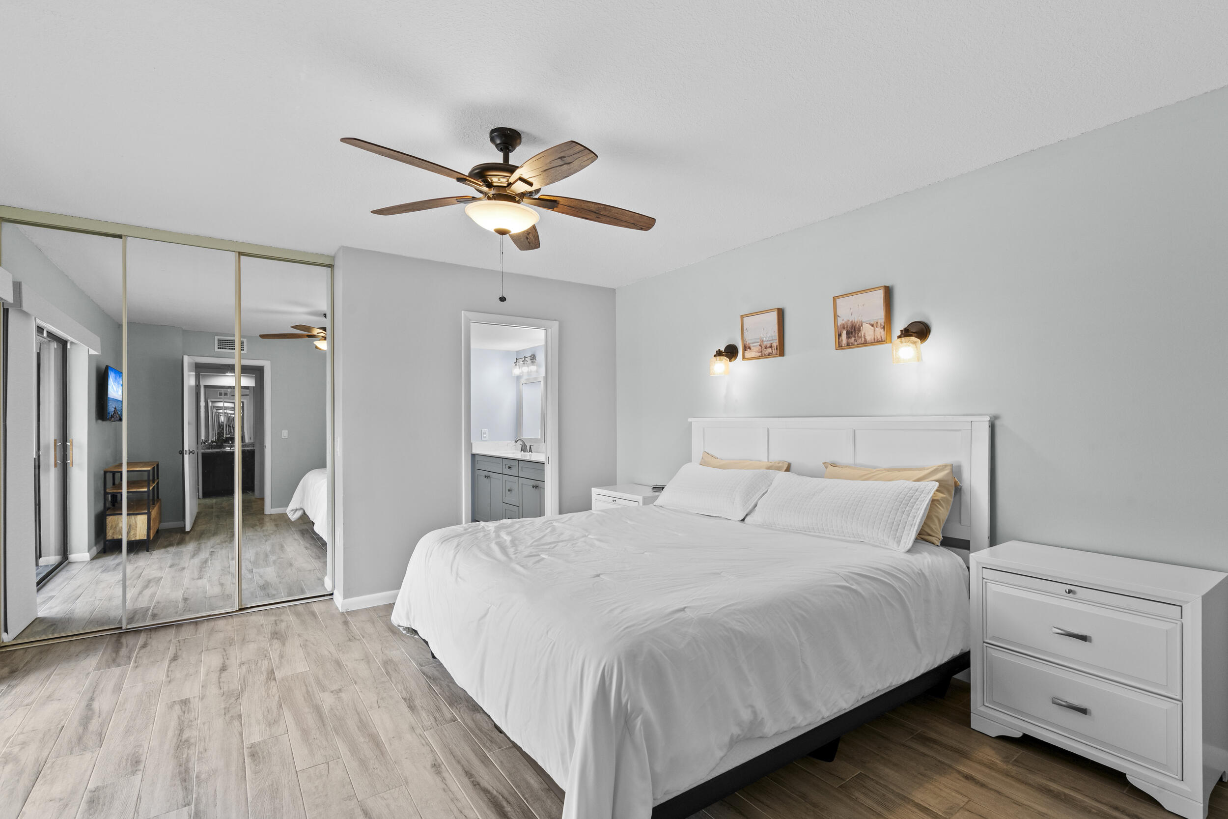 3100 SW Sunset Trace Cir