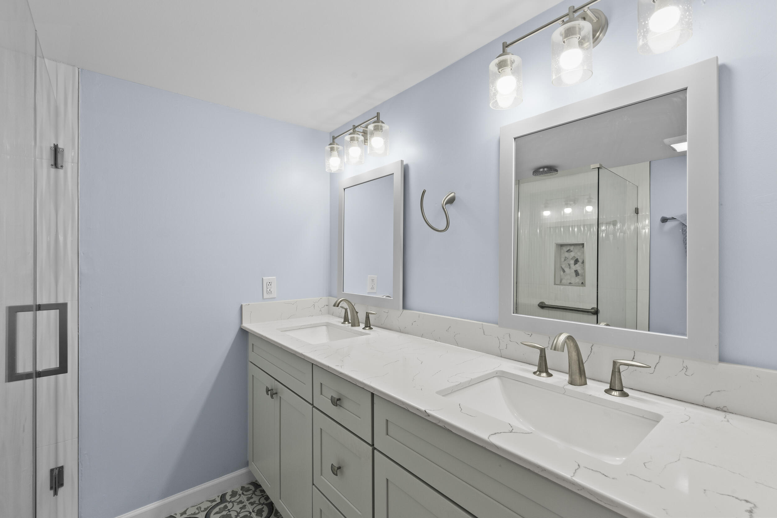 3100 SW Sunset Trace Cir