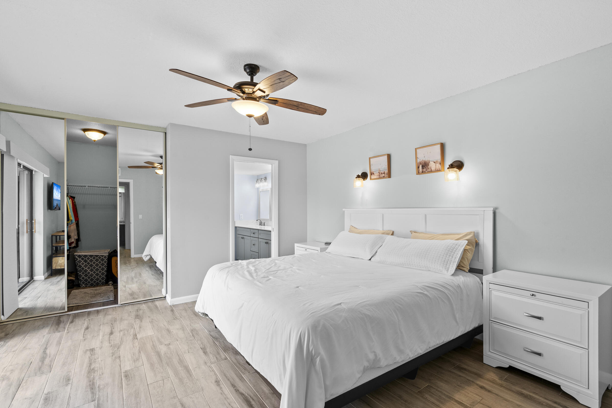 3100 SW Sunset Trace Cir