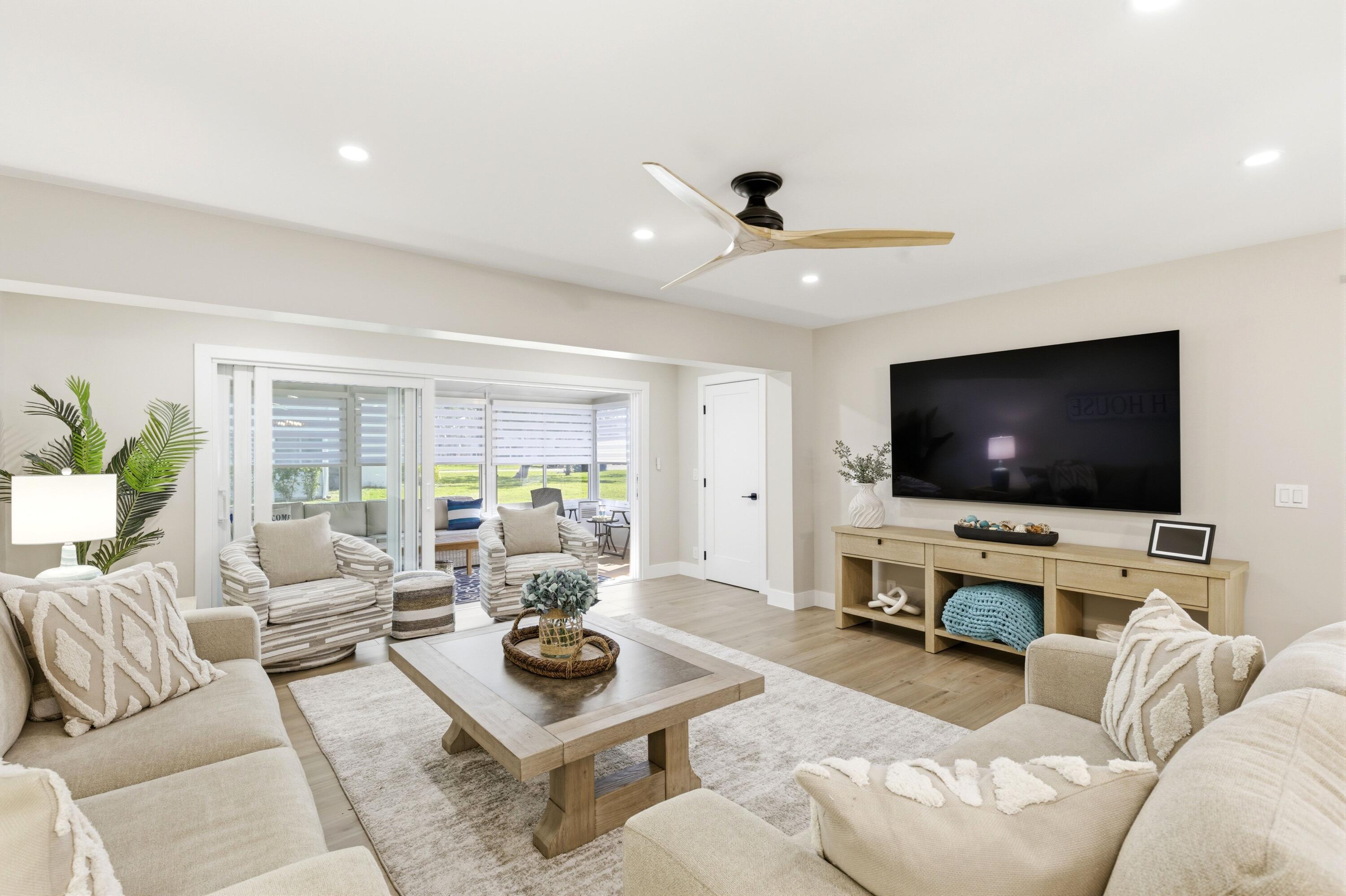 1415 SW 27th Avenue 104