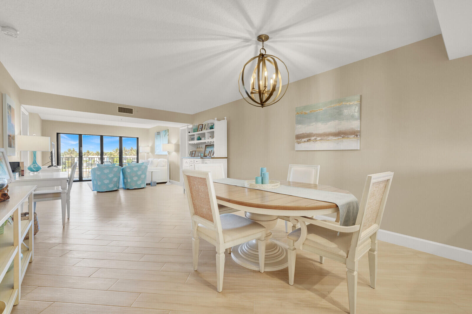 1001 Seafarer Circle 405