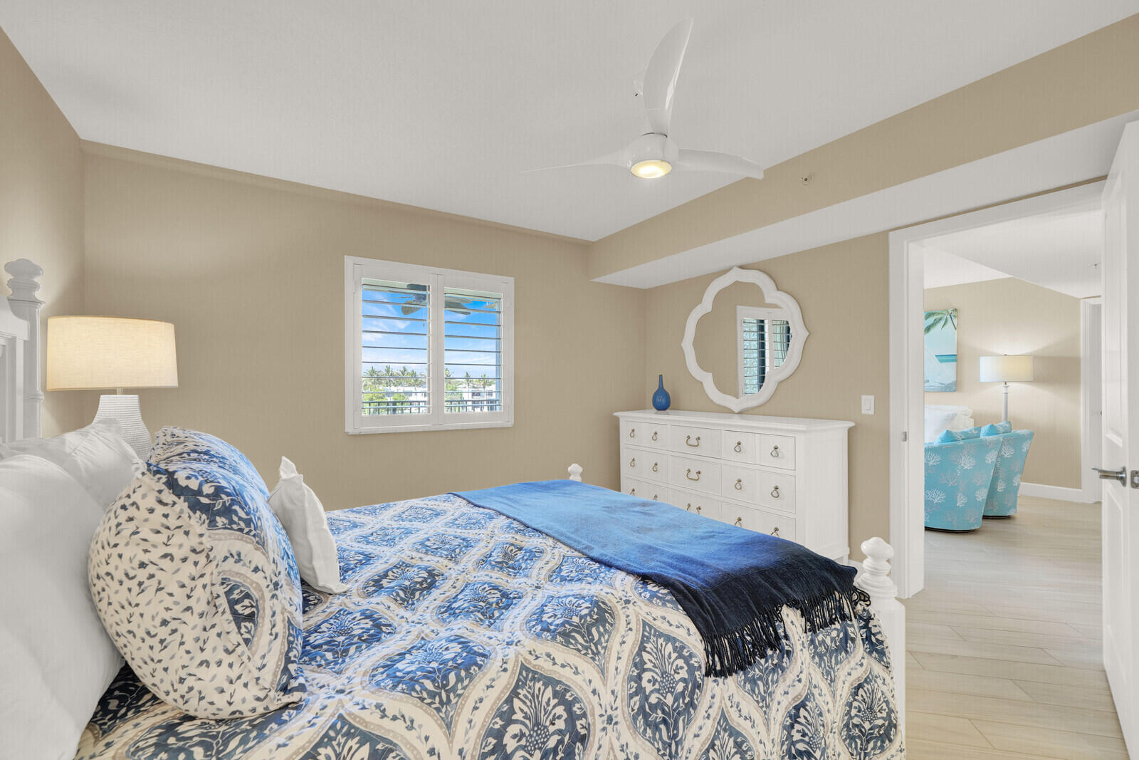 1001 Seafarer Circle 405