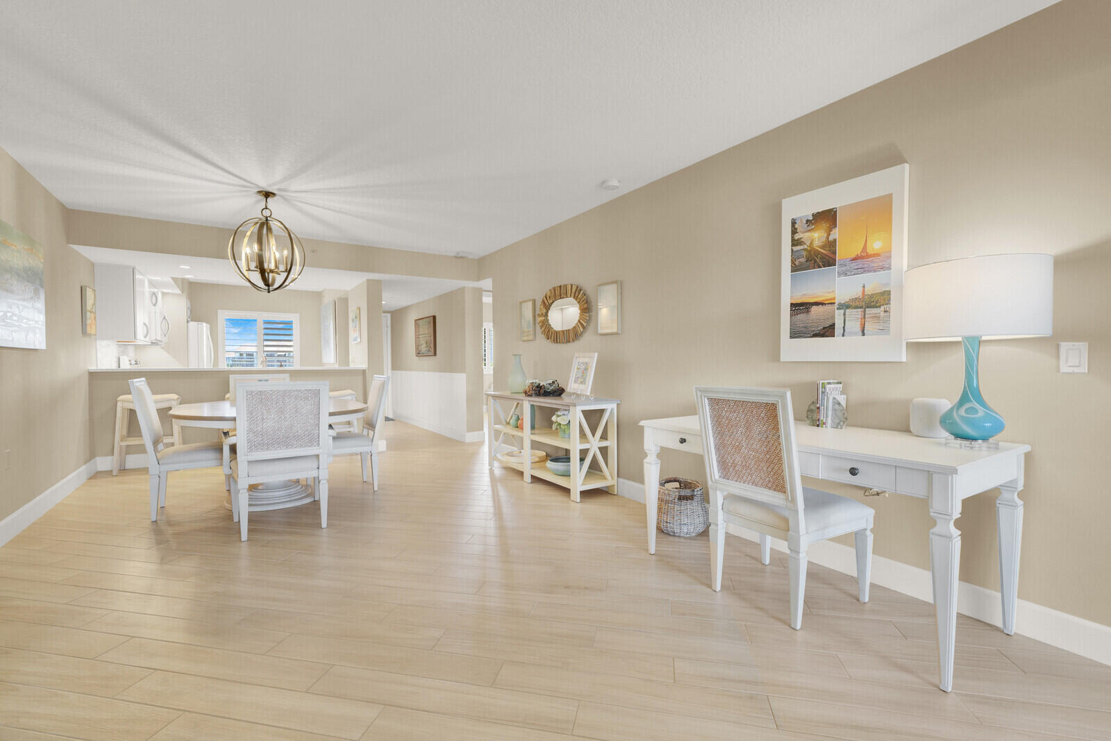 1001 Seafarer Circle 405