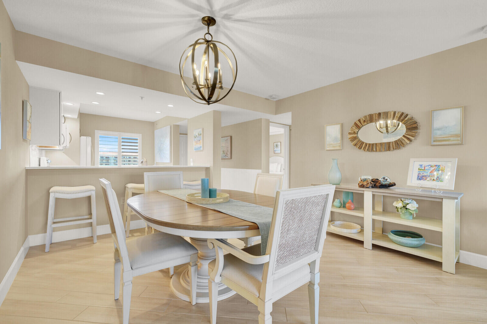 1001 Seafarer Circle 405