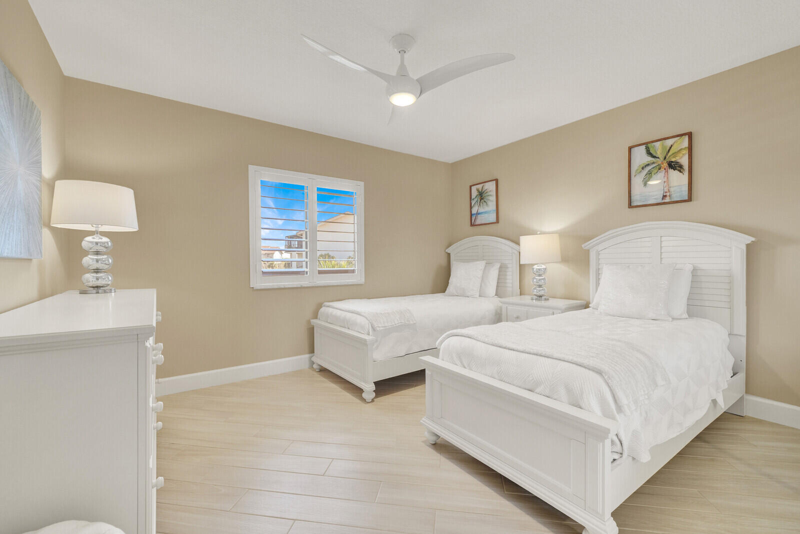 1001 Seafarer Circle 405