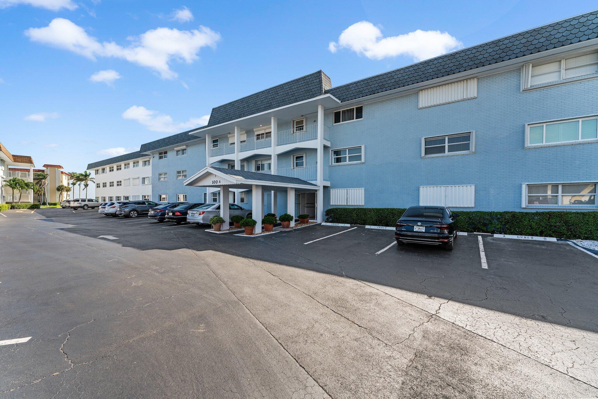 100 Shore Court 105
