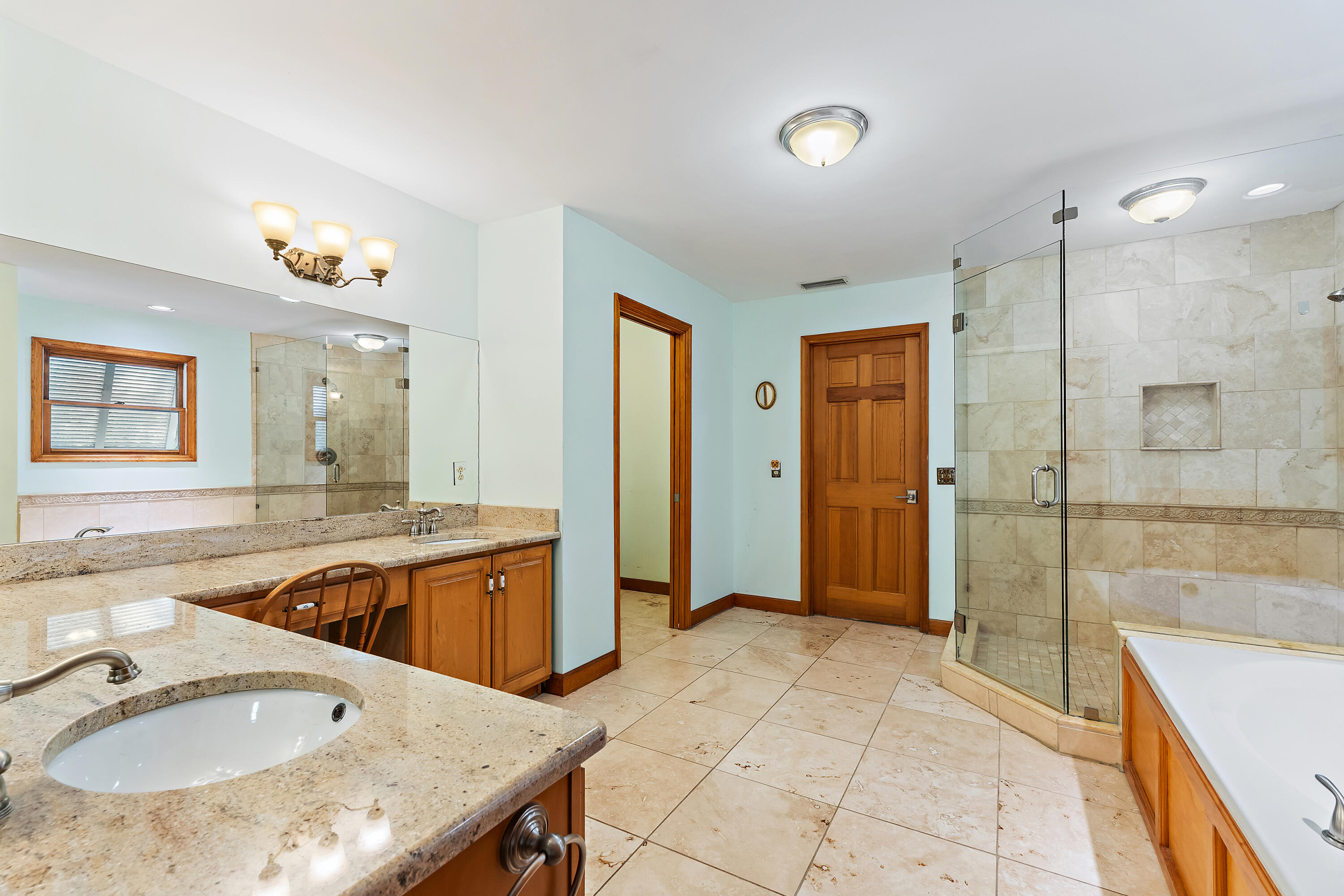 7845 N 167th Ct Court N