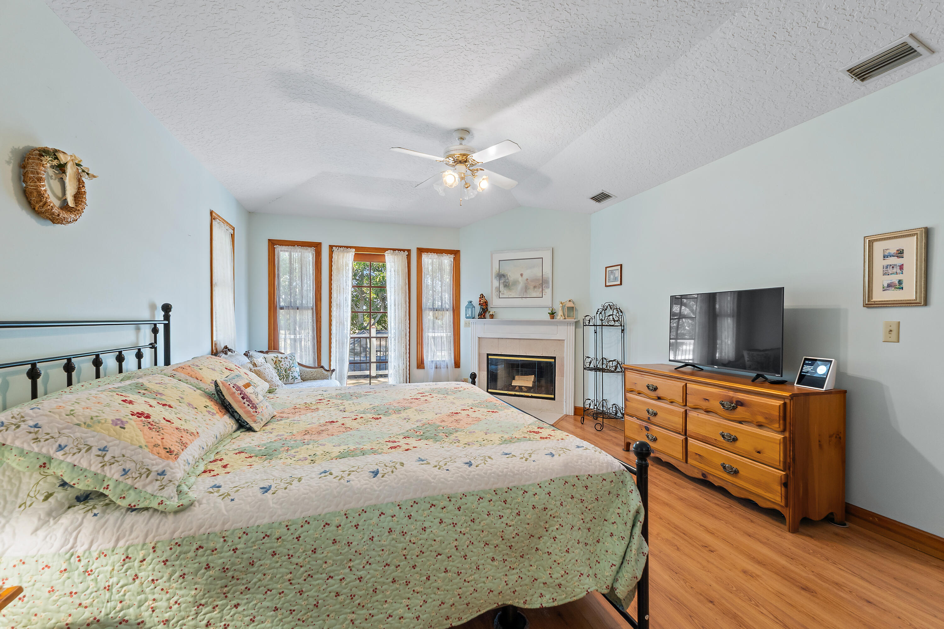 7845 N 167th Ct Court N