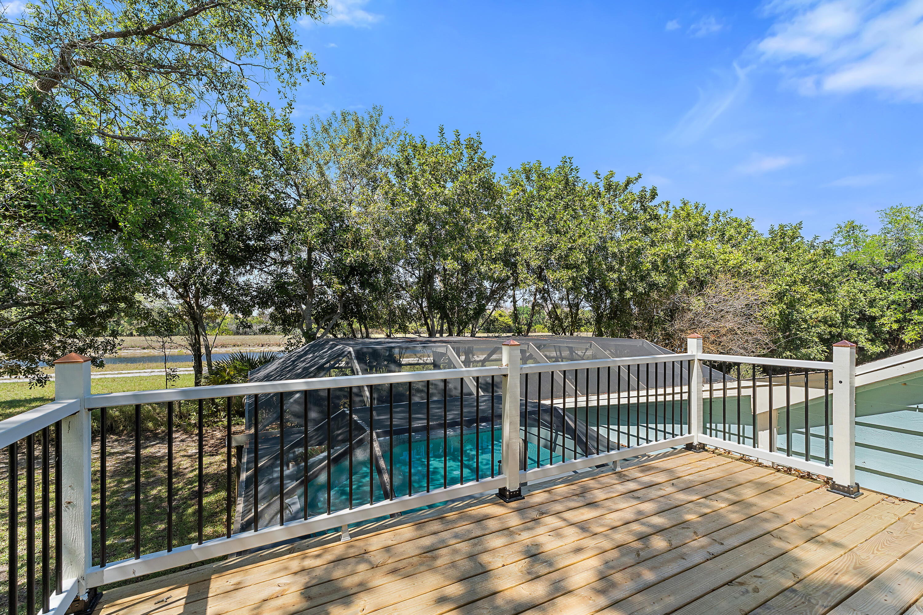 7845 N 167th Ct Court N