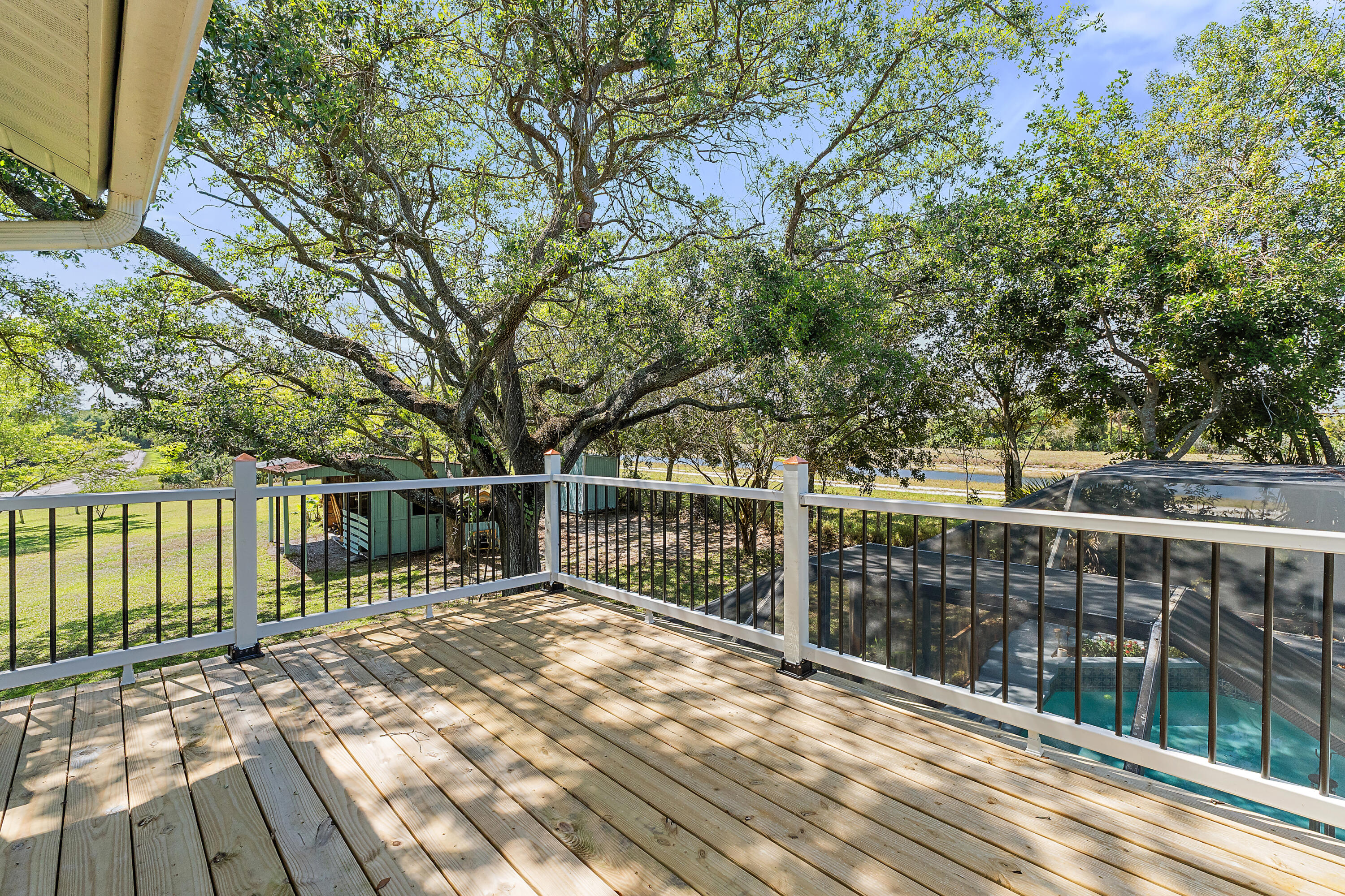 7845 N 167th Ct Court N